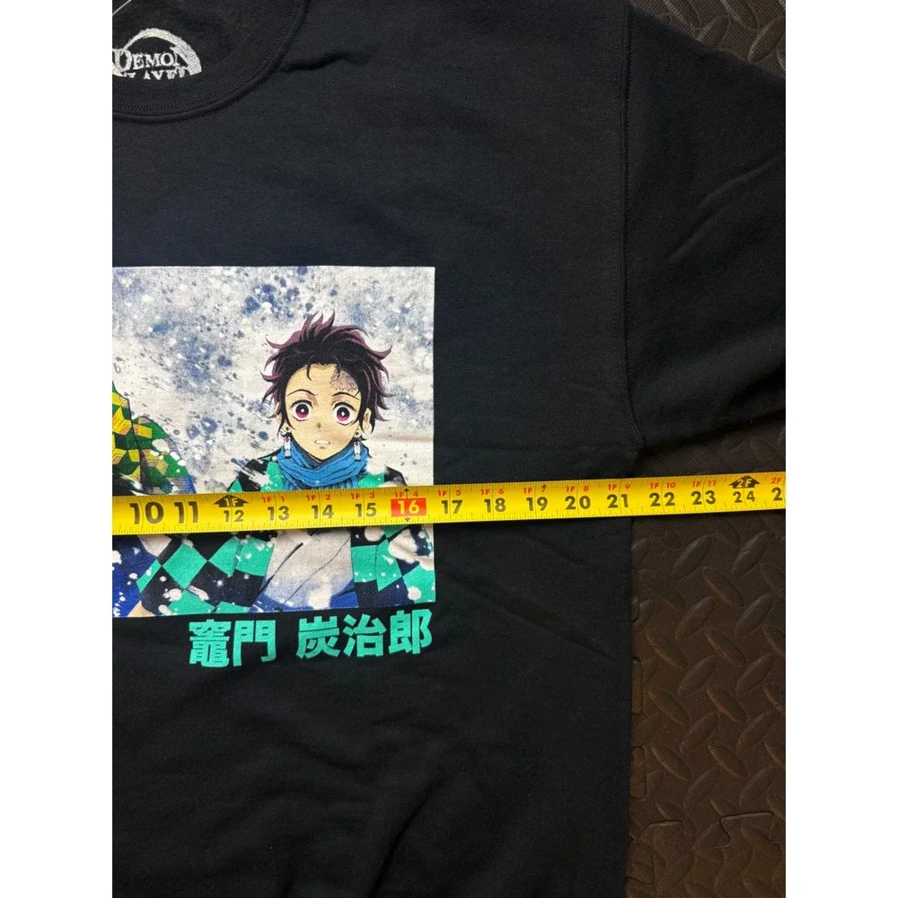 Demon Slayer‎ Tanjiro Giyu Graphic Sweatshirt Black Crewneck Anime Mens Med NWT